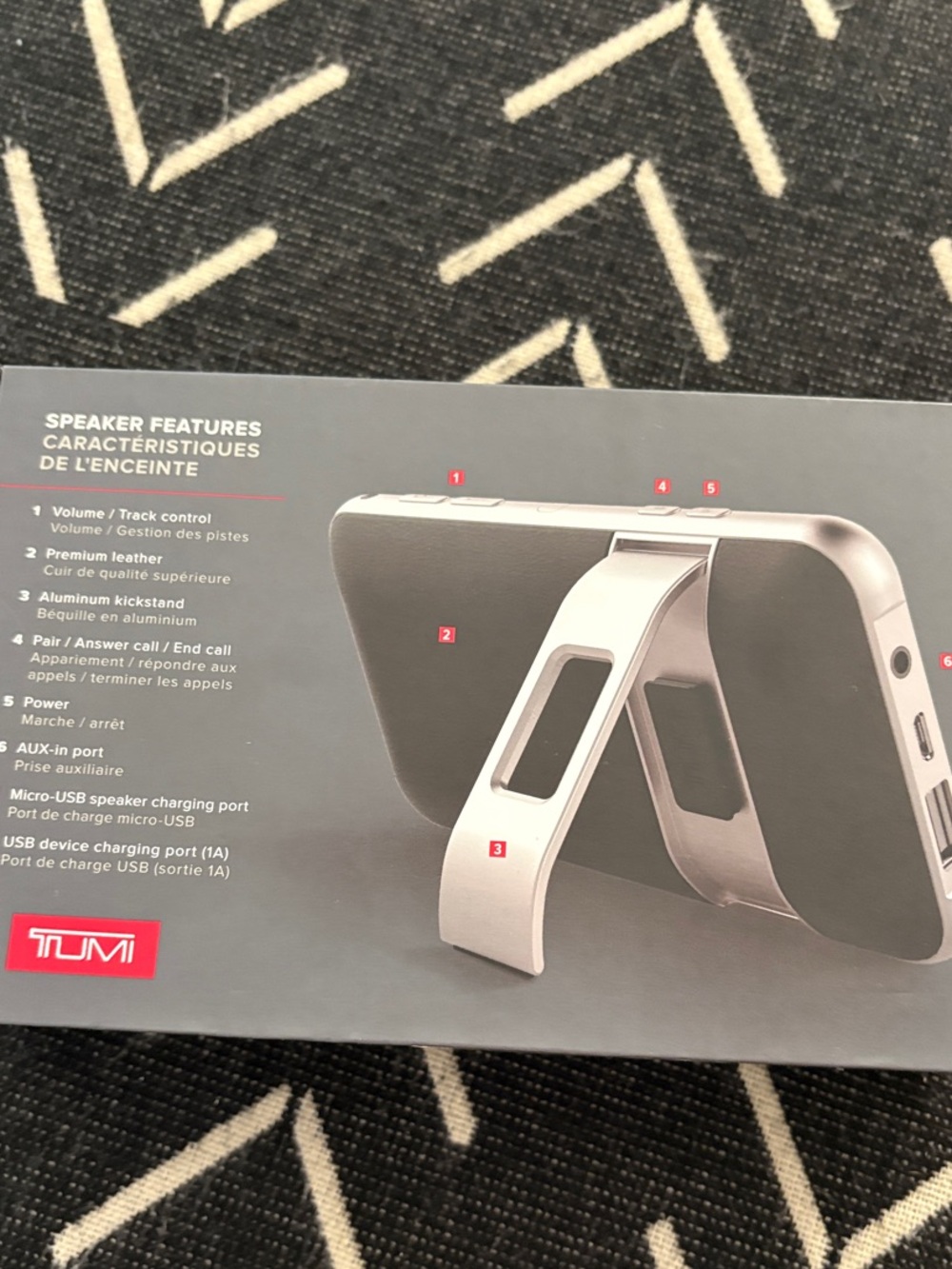 New - Tumi Black and Silver Portable Conference Speaker with Bluetooth - Picture 3 of 4